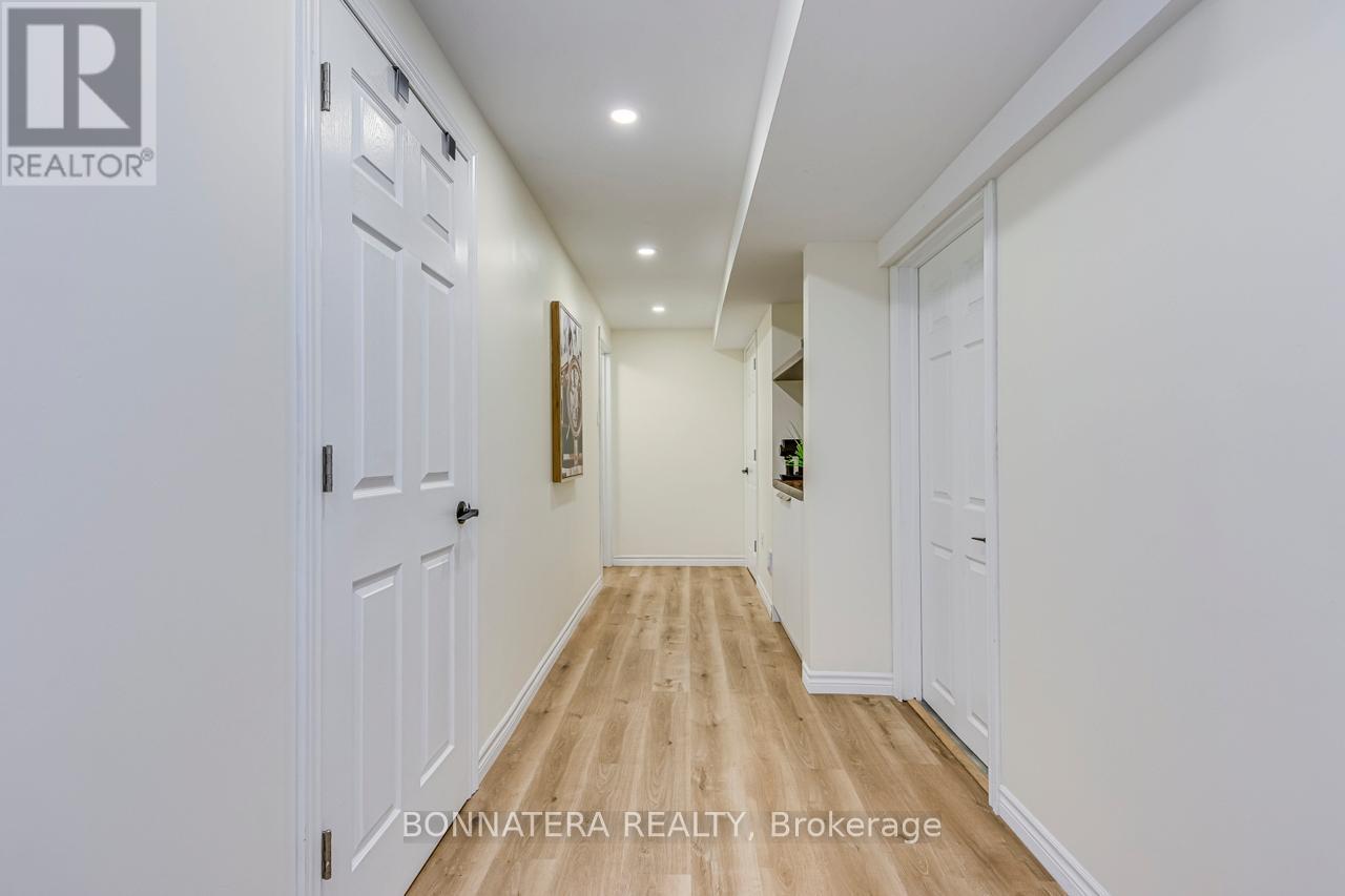 9 - 318 Laurier Avenue, Milton, Ontario  L9T 3M9 - Photo 23 - W12531760