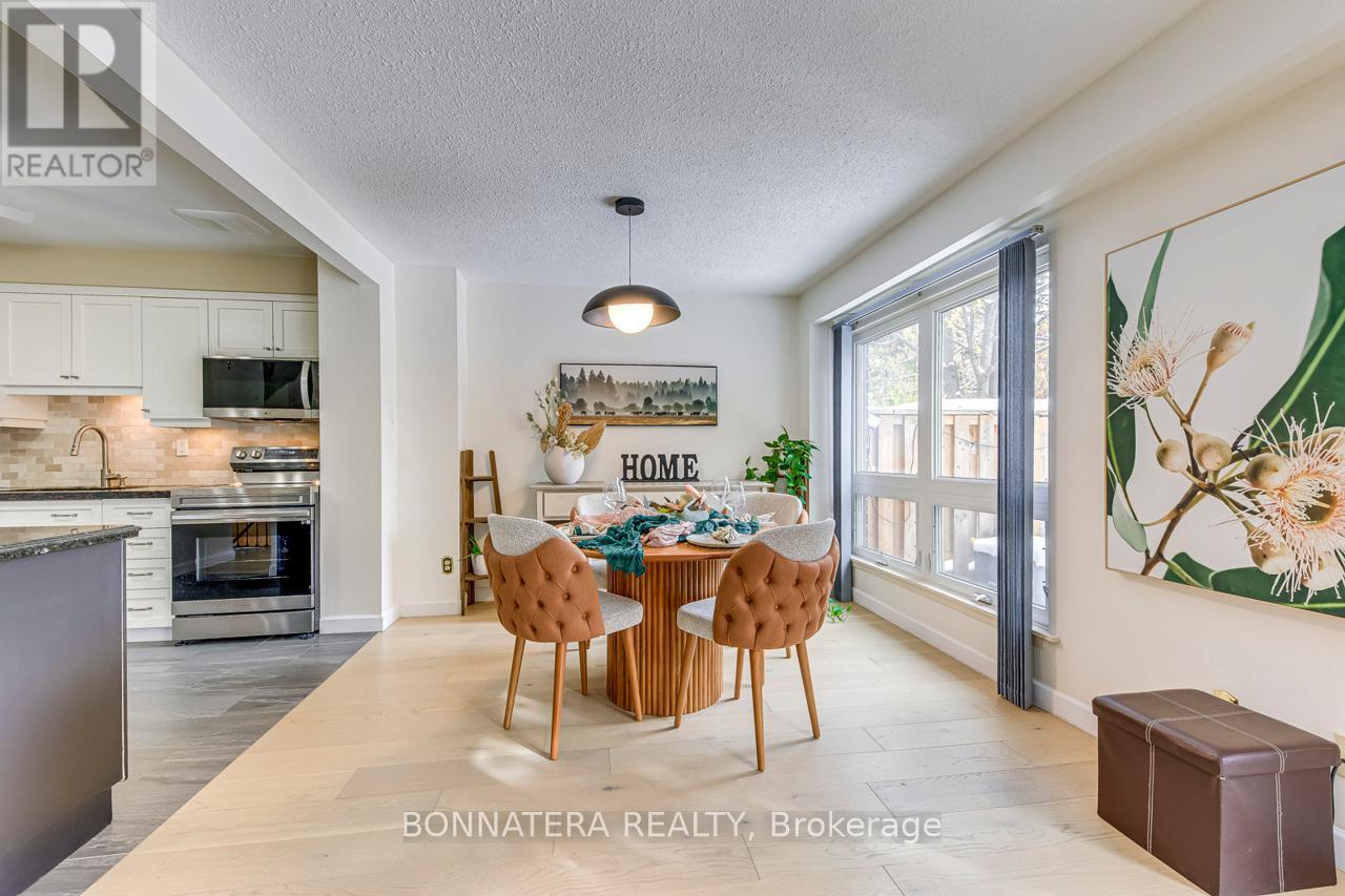 9 - 318 Laurier Avenue, Milton, Ontario  L9T 3M9 - Photo 5 - W12531760