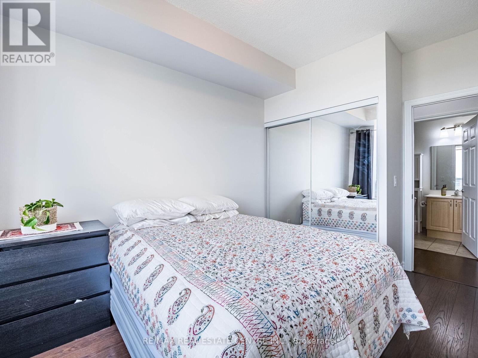 1102 - 2379 Central Park Drive, Oakville, Ontario  L6H 0E3 - Photo 27 - W12531762