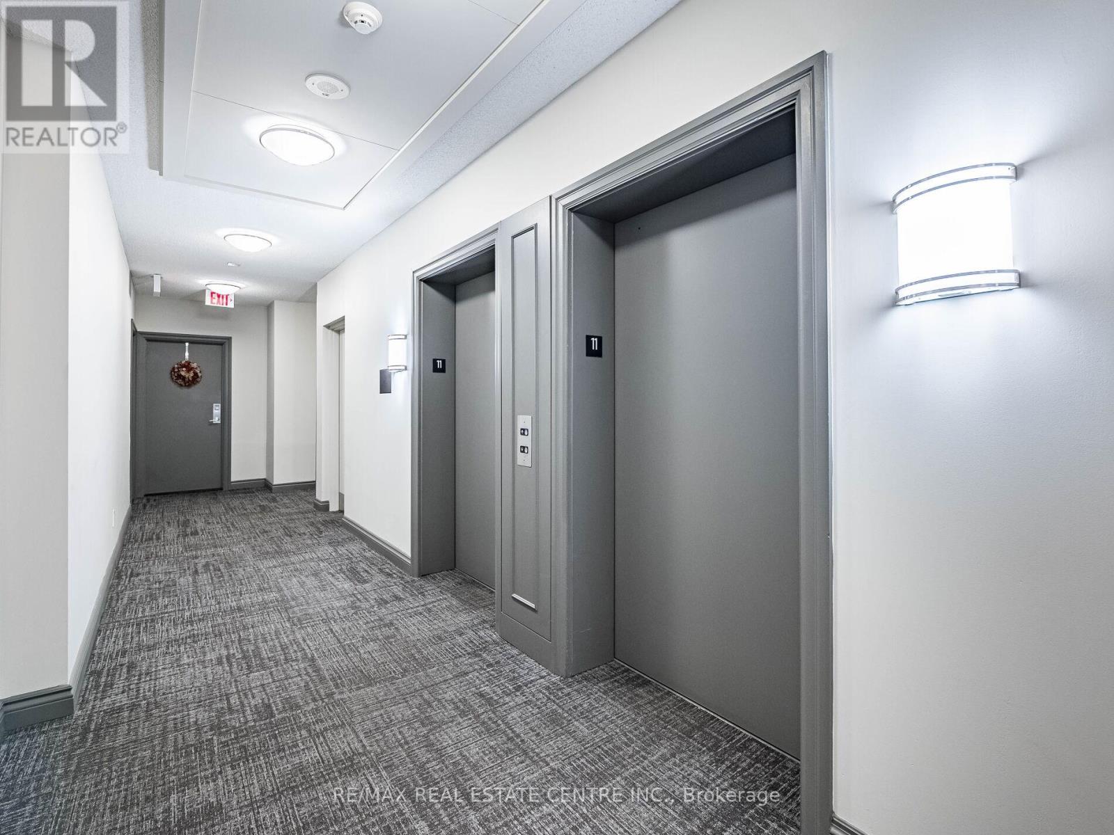 1102 - 2379 Central Park Drive, Oakville, Ontario  L6H 0E3 - Photo 5 - W12531762