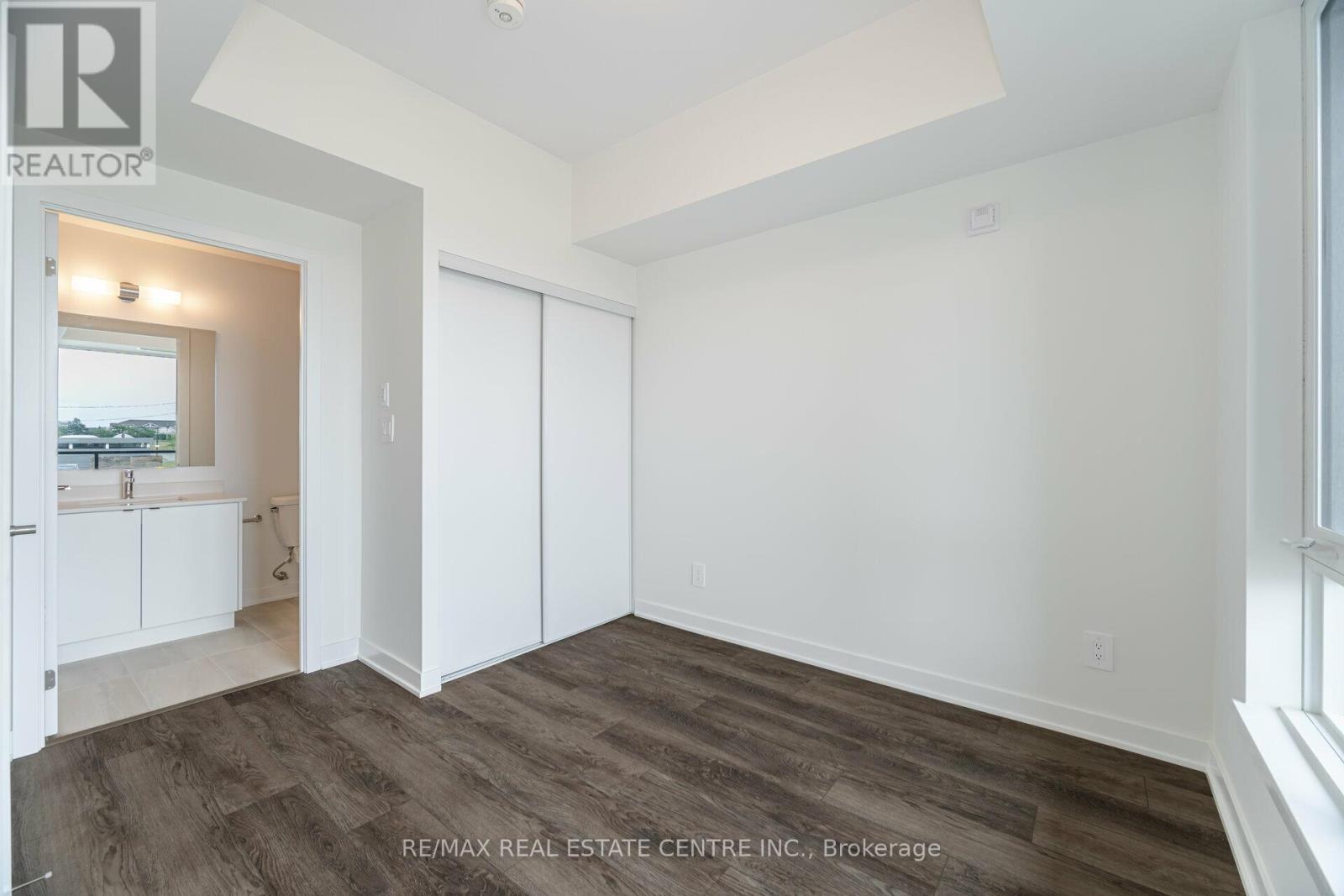 216 - 1440 Clarriage Court, Milton, Ontario  L9T 2X5 - Photo 16 - W12531766