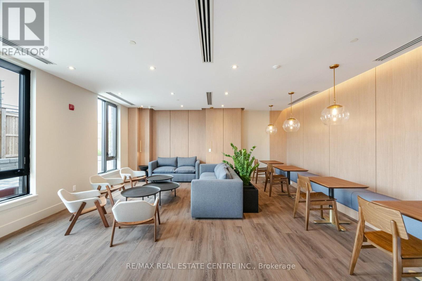 216 - 1440 Clarriage Court, Milton, Ontario  L9T 2X5 - Photo 35 - W12531766