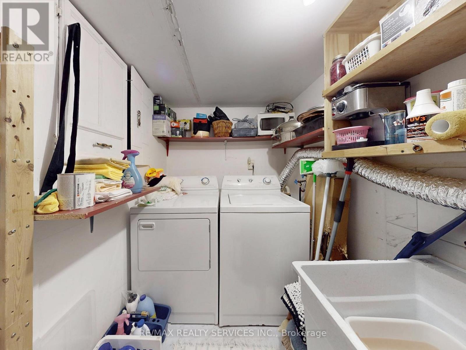 9 Malabar Crescent, Brampton, Ontario  L6S 3X6 - Photo 31 - W12531788