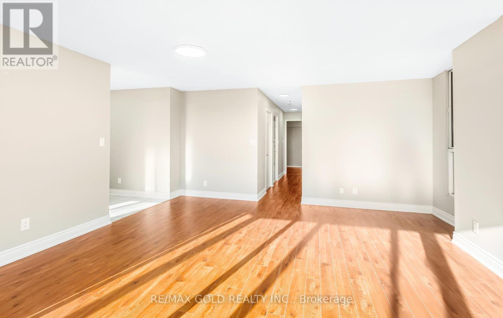 1903 - 155 Hillcrest Avenue, Mississauga, Ontario  L5B 3Z2 - Photo 14 - W12531806