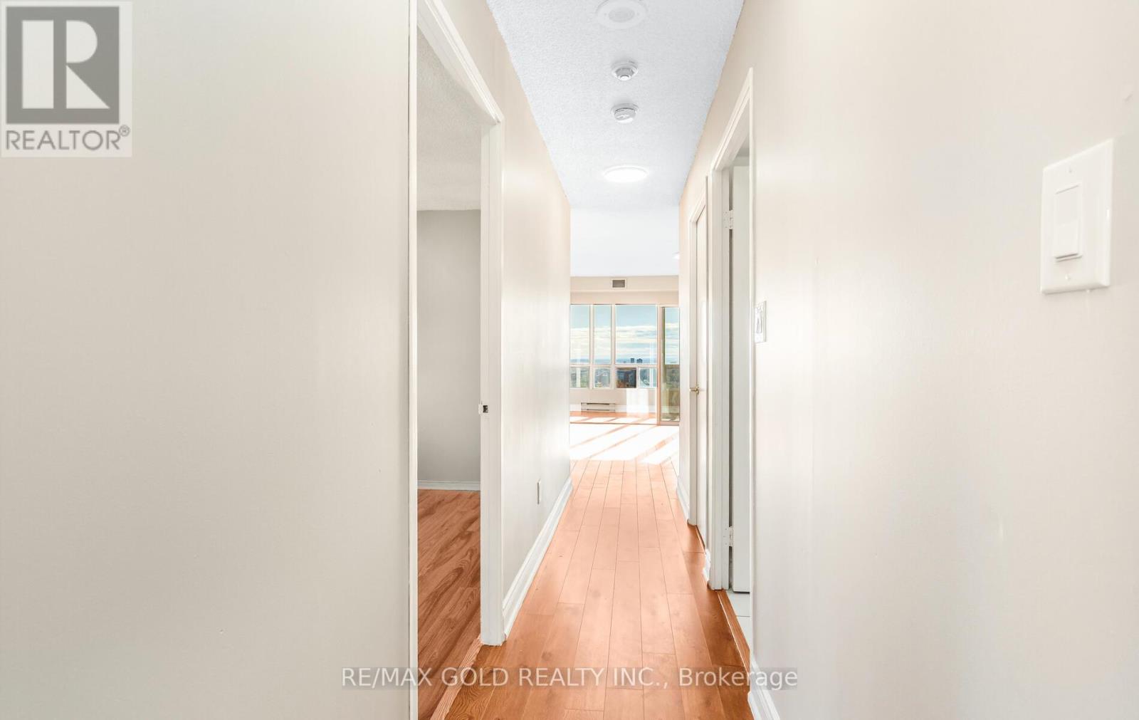 1903 - 155 Hillcrest Avenue, Mississauga, Ontario  L5B 3Z2 - Photo 21 - W12531806