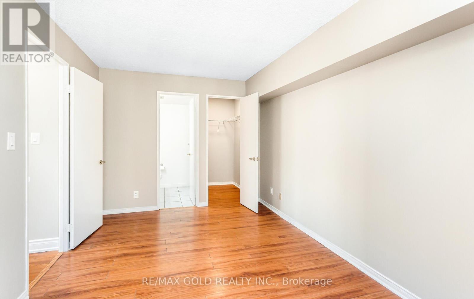 1903 - 155 Hillcrest Avenue, Mississauga, Ontario  L5B 3Z2 - Photo 25 - W12531806