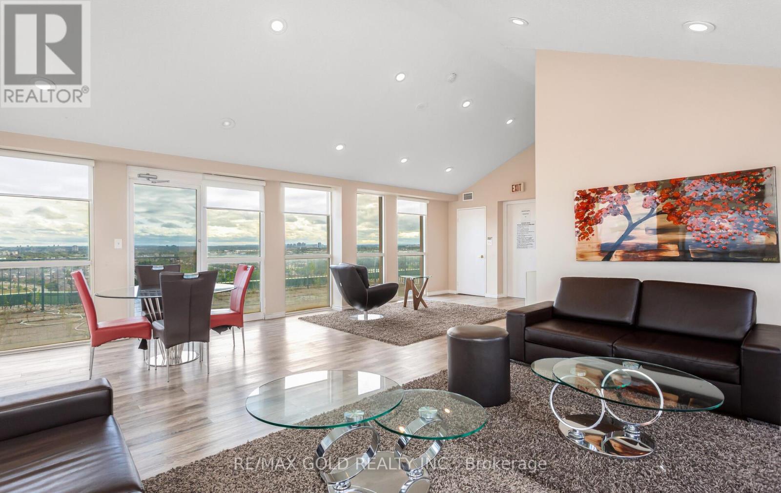 1903 - 155 Hillcrest Avenue, Mississauga, Ontario  L5B 3Z2 - Photo 33 - W12531806