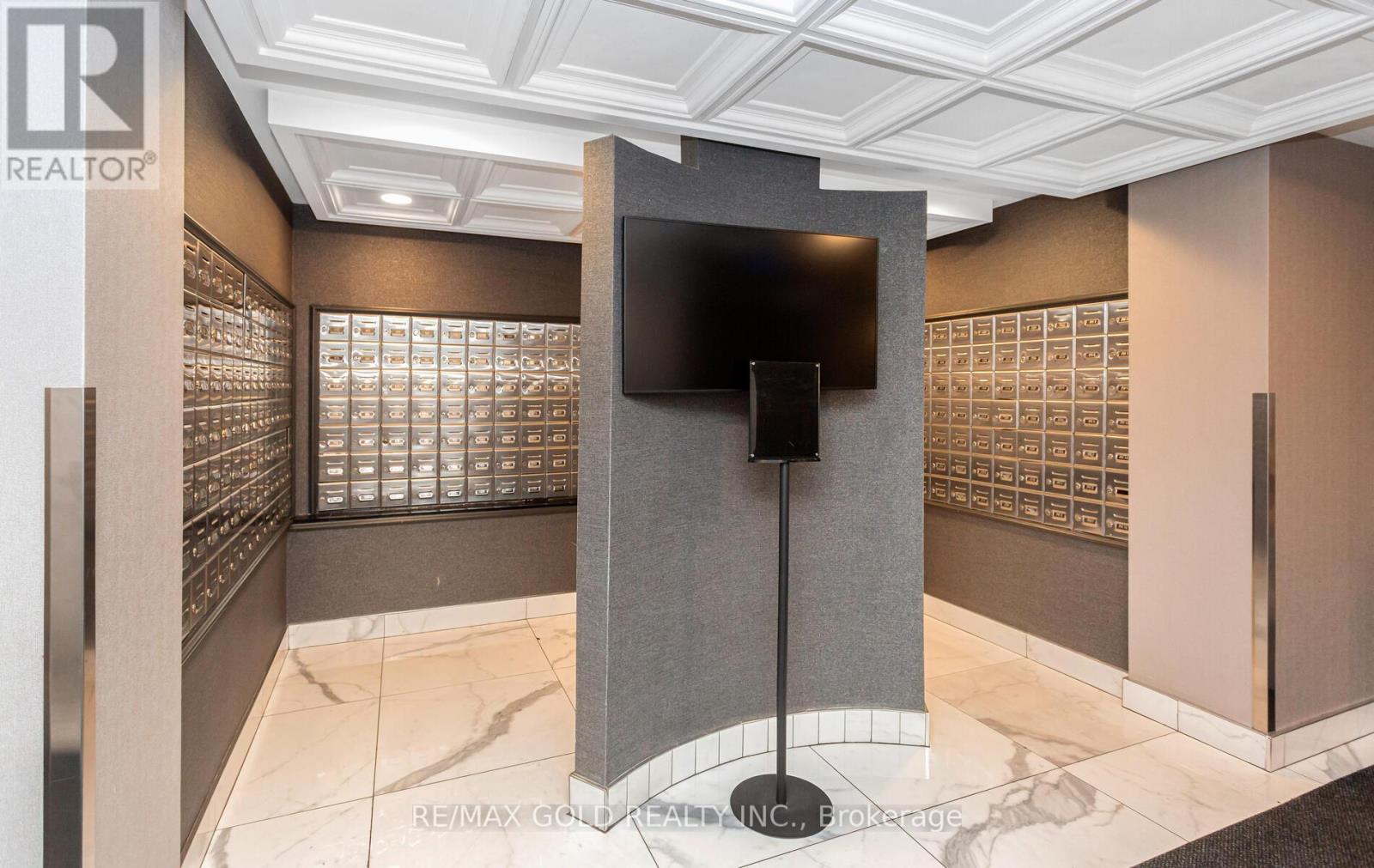 1903 - 155 Hillcrest Avenue, Mississauga, Ontario  L5B 3Z2 - Photo 38 - W12531806