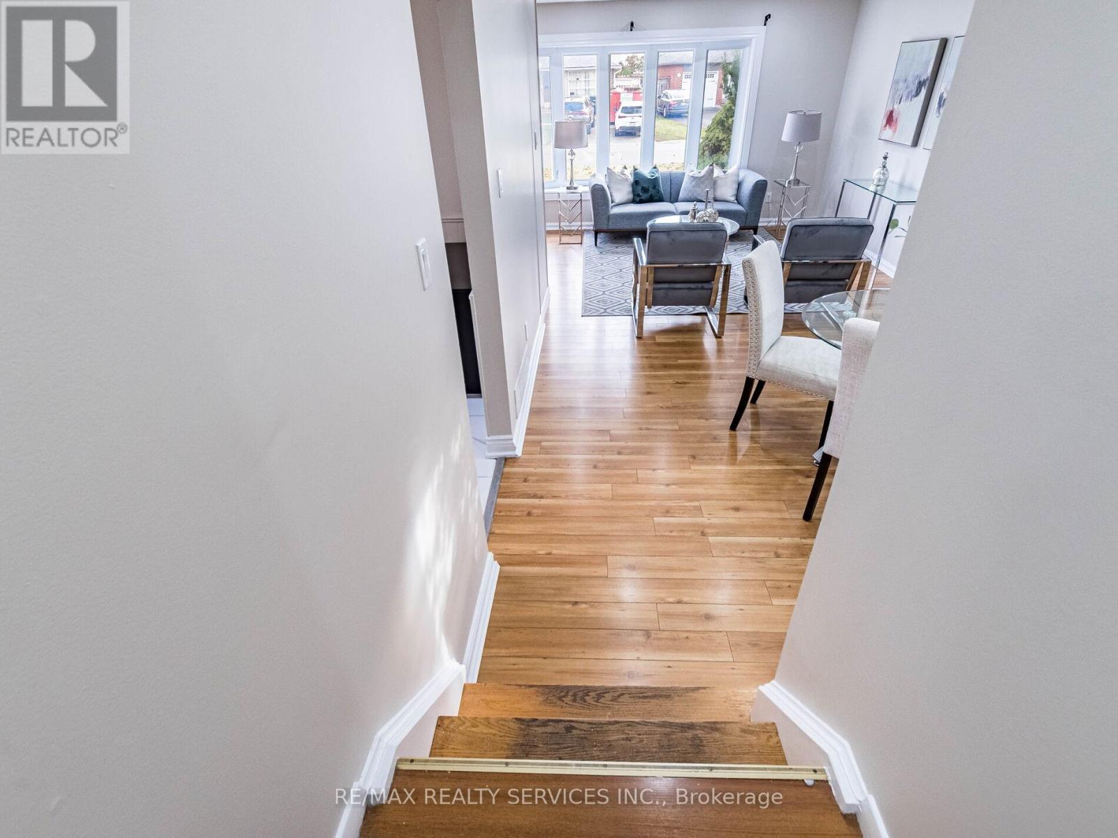 33 Elrose Road, Brampton, Ontario  L6T 2C1 - Photo 21 - W12531816