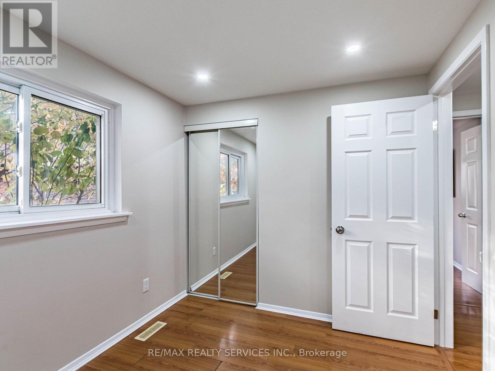 33 Elrose Road, Brampton, Ontario  L6T 2C1 - Photo 26 - W12531816