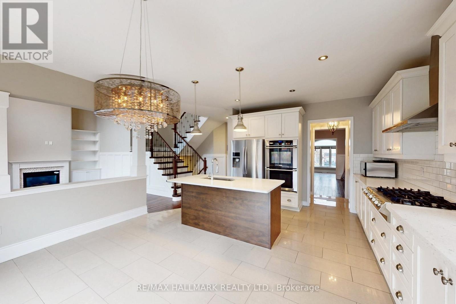 3344 Roma Avenue, Burlington, Ontario  L7M 0N7 - Photo 12 - W12531820