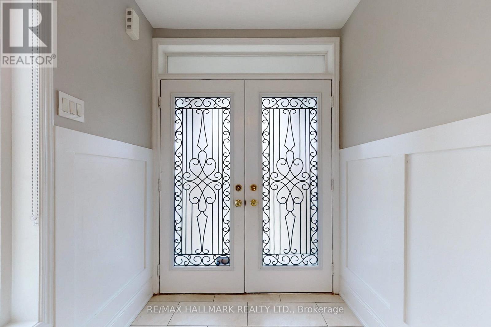 3344 Roma Avenue, Burlington, Ontario  L7M 0N7 - Photo 19 - W12531820