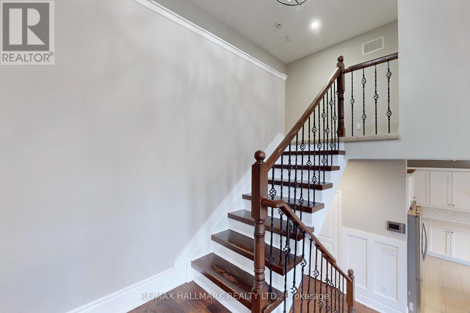 3344 Roma Avenue, Burlington, Ontario  L7M 0N7 - Photo 20 - W12531820