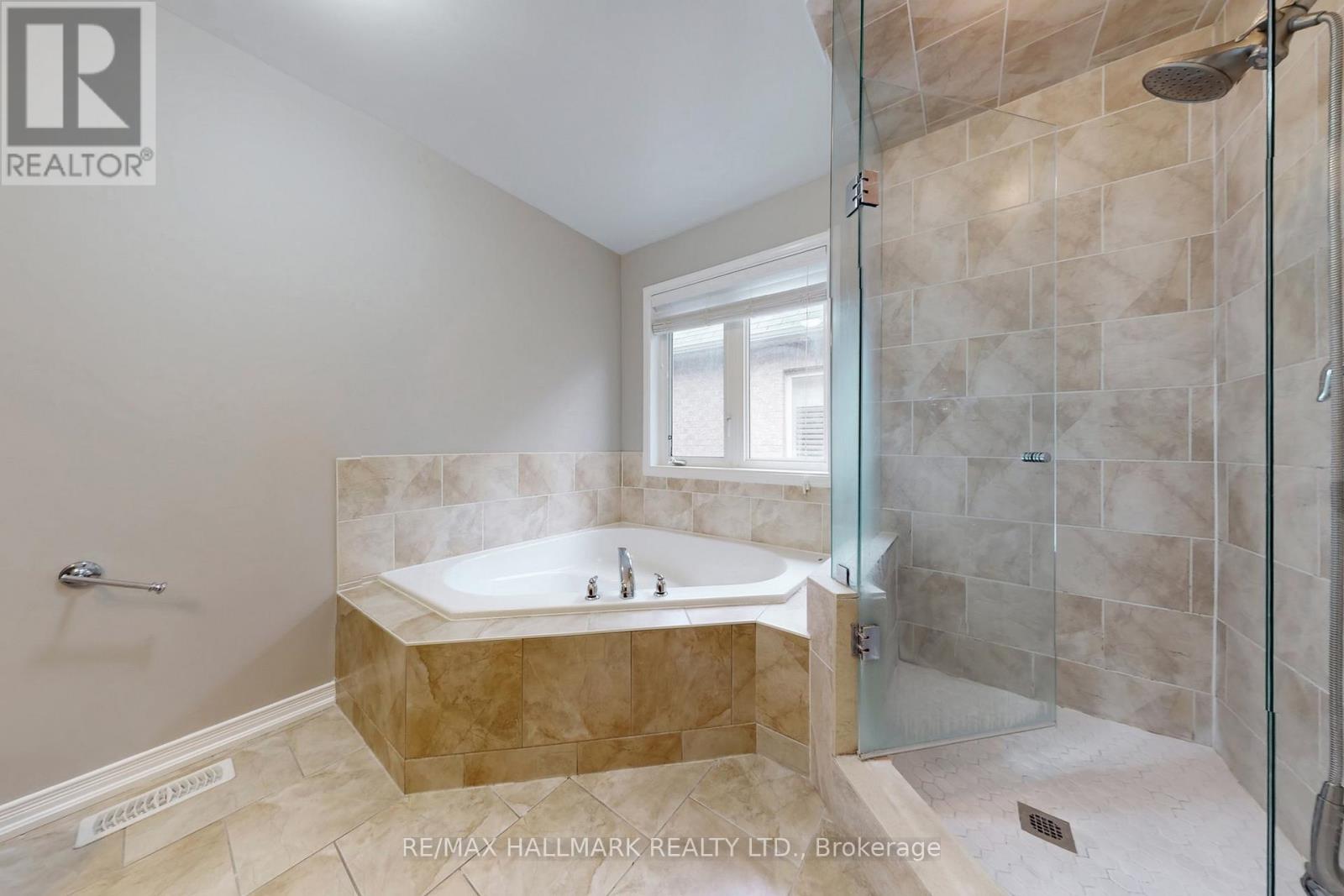 3344 Roma Avenue, Burlington, Ontario  L7M 0N7 - Photo 27 - W12531820