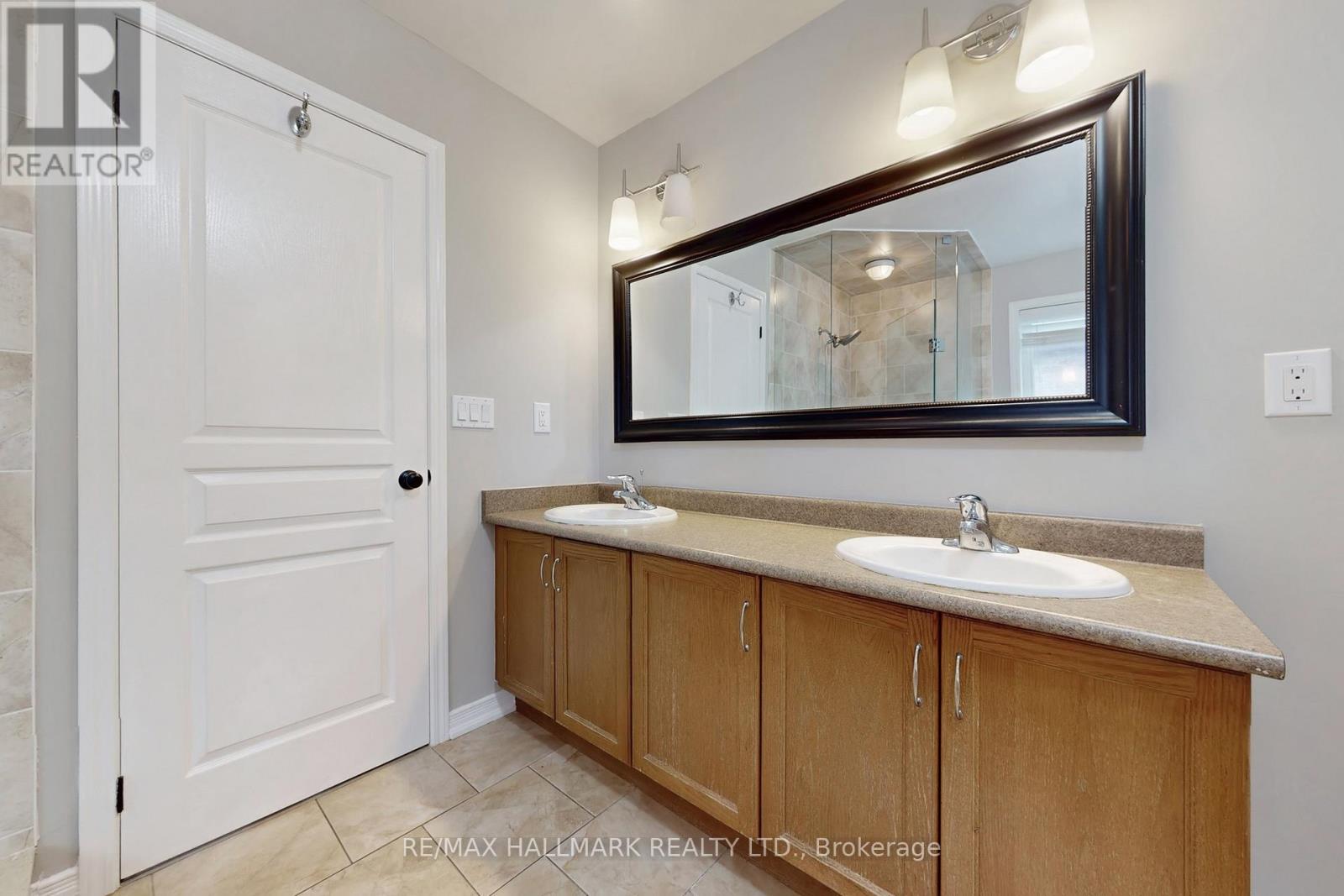 3344 Roma Avenue, Burlington, Ontario  L7M 0N7 - Photo 28 - W12531820