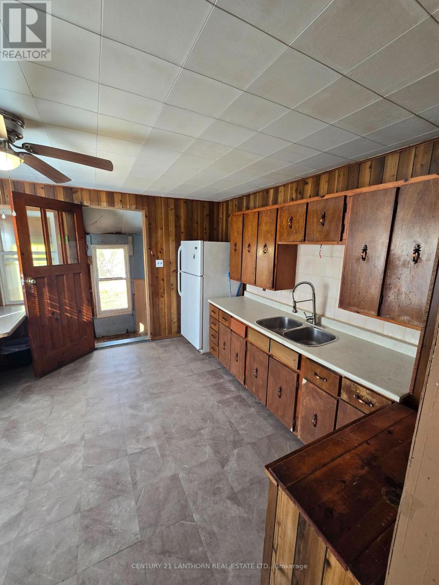 2436 Henderson Road, Frontenac (Frontenac Centre), Ontario  K0H 1B0 - Photo 12 - X12531860