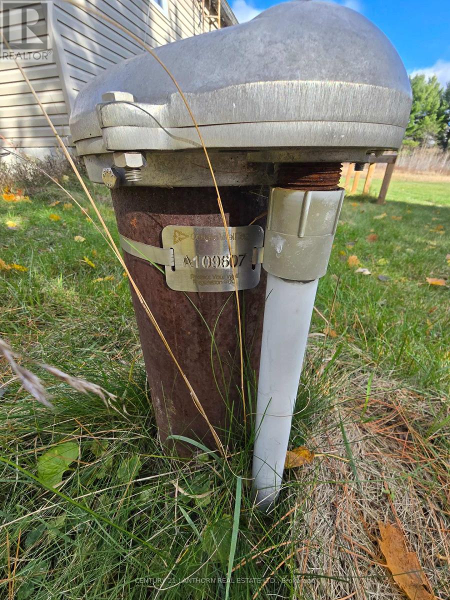 2436 Henderson Road, Frontenac (Frontenac Centre), Ontario  K0H 1B0 - Photo 7 - X12531860