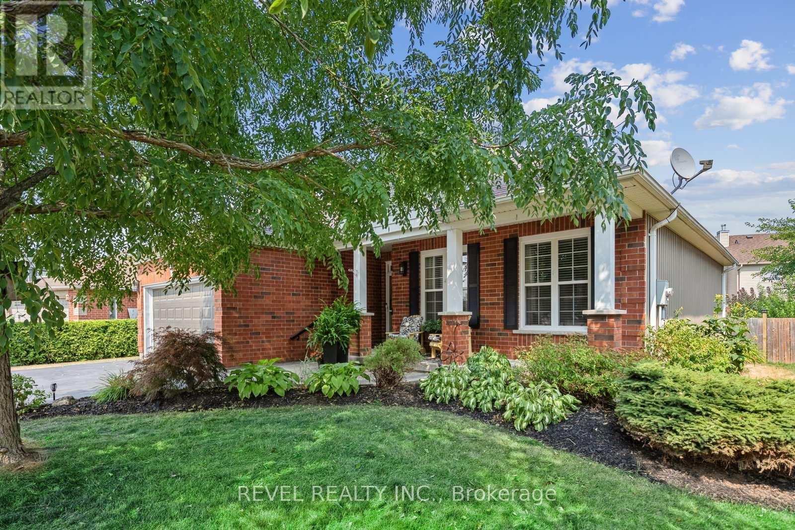 12 SYLVESTER DRIVE, Kawartha Lakes, Ontario