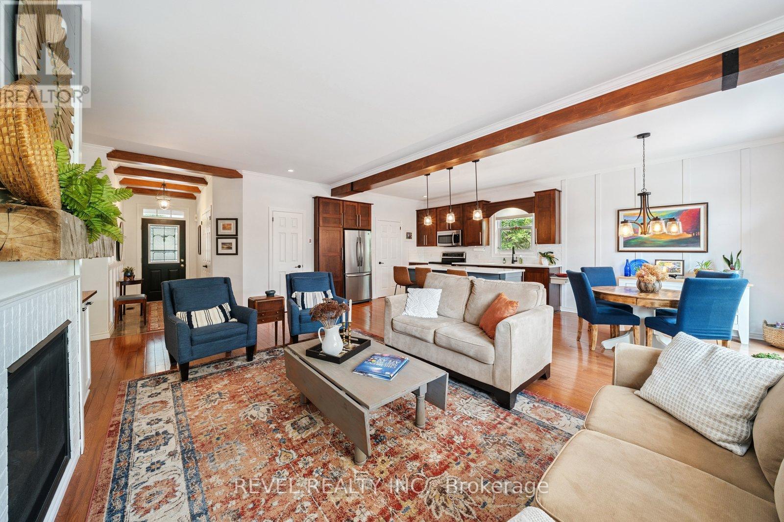 12 Sylvester Drive, Kawartha Lakes, Ontario  K9V 6E7 - Photo 15 - X12531912