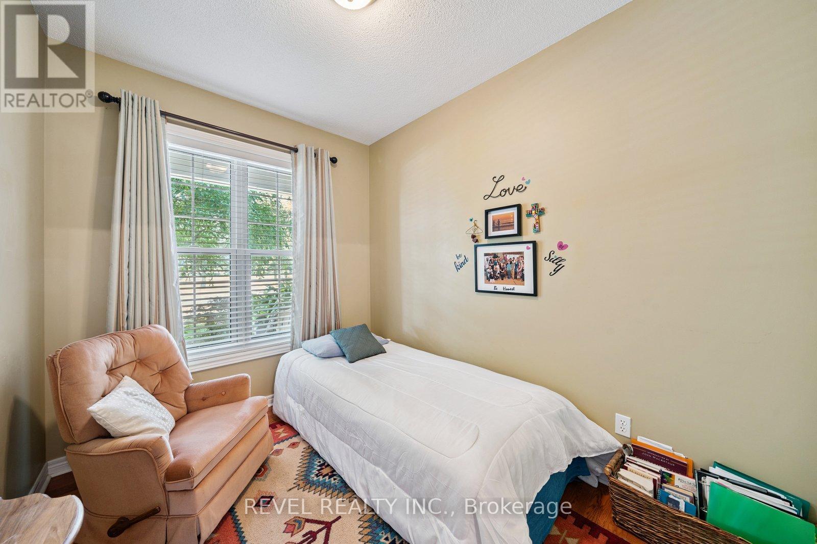 12 Sylvester Drive, Kawartha Lakes, Ontario  K9V 6E7 - Photo 31 - X12531912