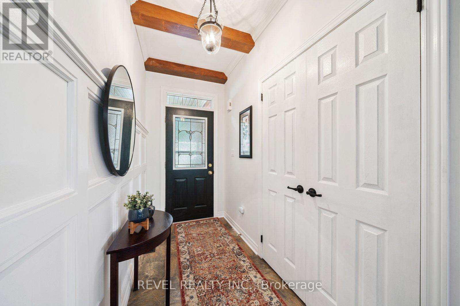 12 Sylvester Drive, Kawartha Lakes, Ontario  K9V 6E7 - Photo 7 - X12531912