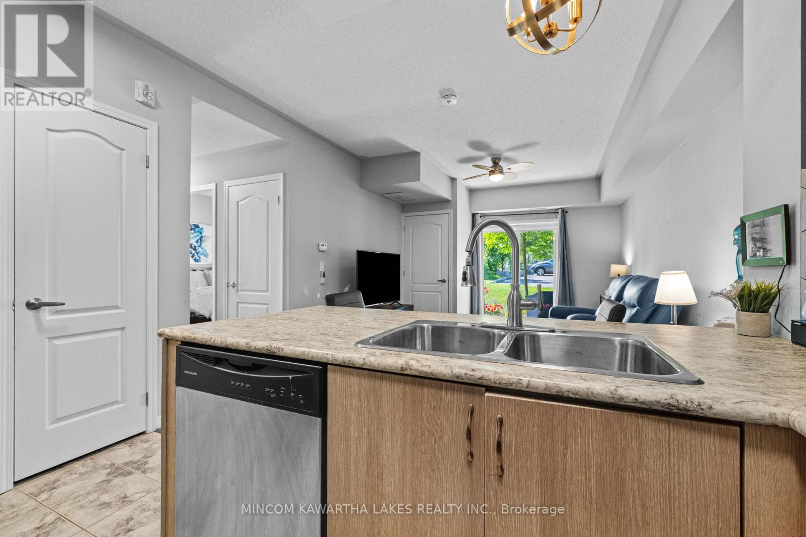 105 - 910 Wentworth Street, Peterborough, Ontario  K9J 8R8 - Photo 14 - X12531920