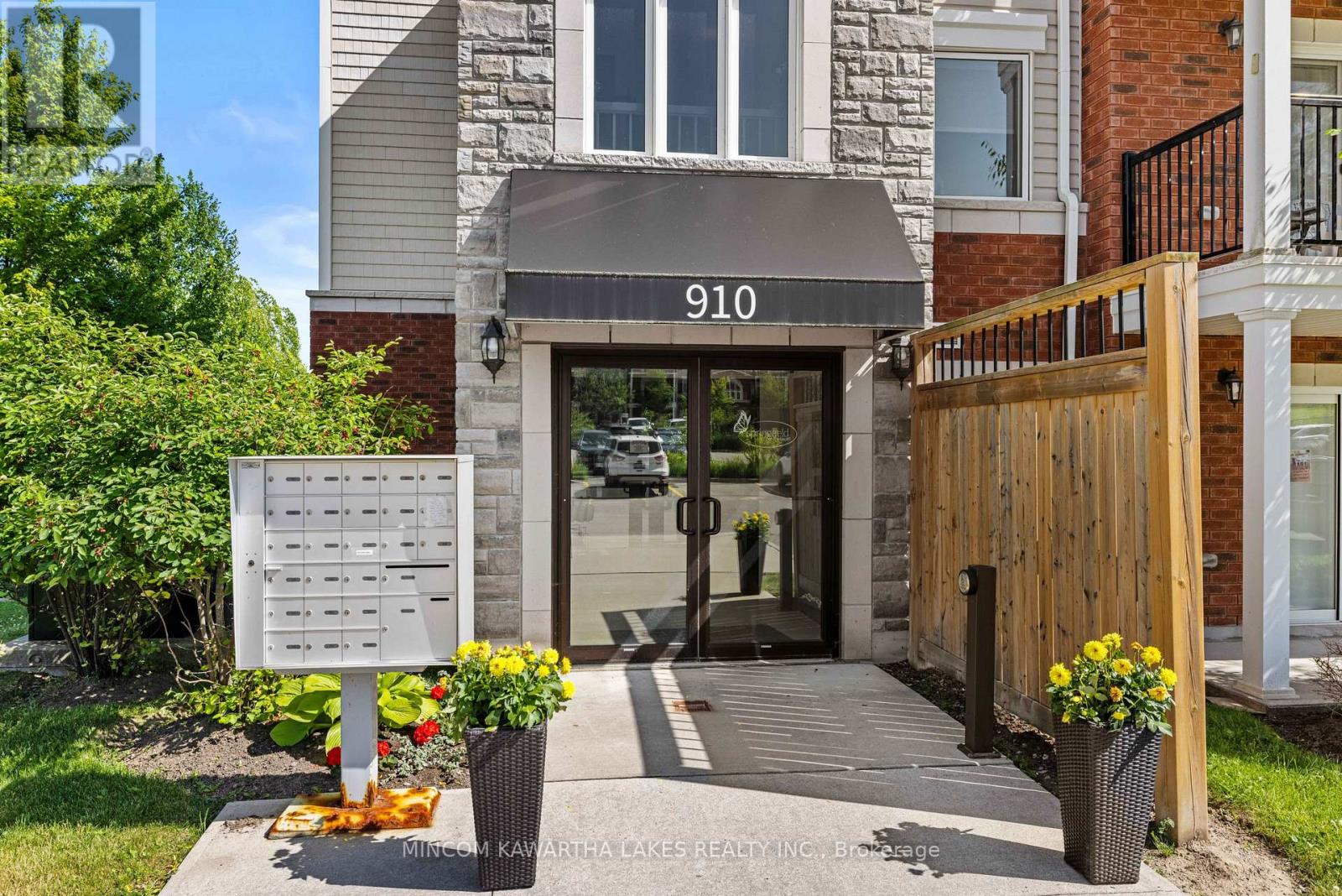 105 - 910 Wentworth Street, Peterborough, Ontario  K9J 8R8 - Photo 8 - X12531920