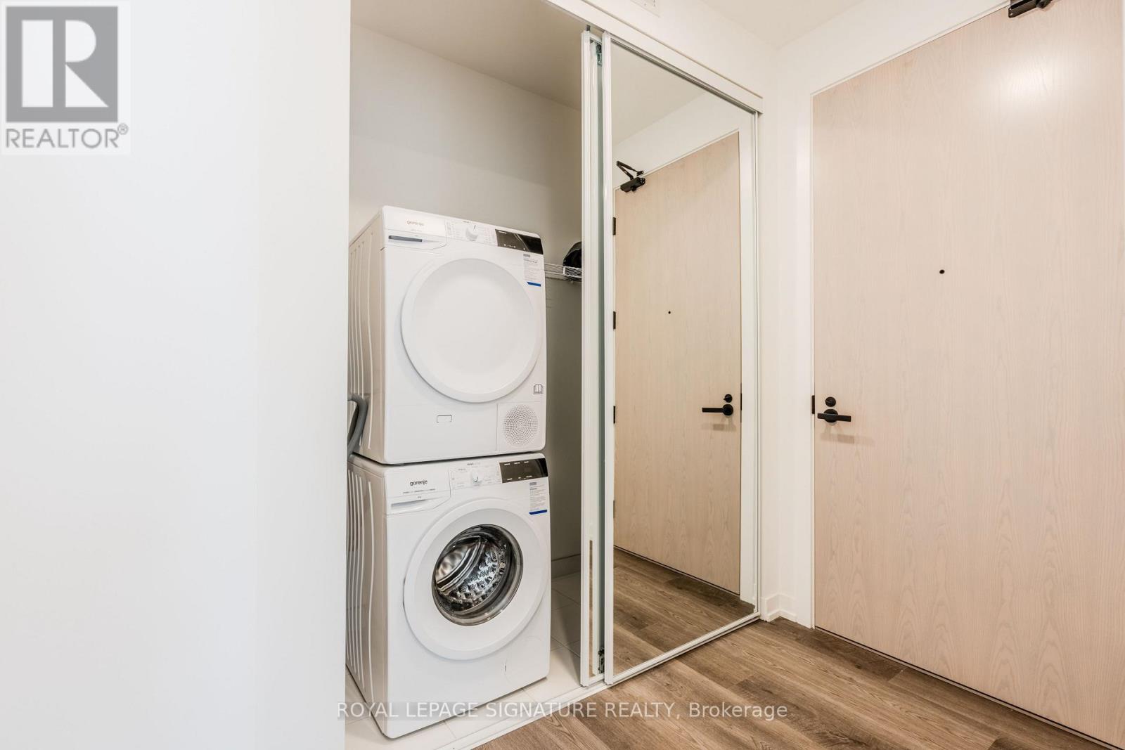 615 - 8 Interchange Way, Vaughan, Ontario  L4K 5Z7 - Photo 12 - N12528334