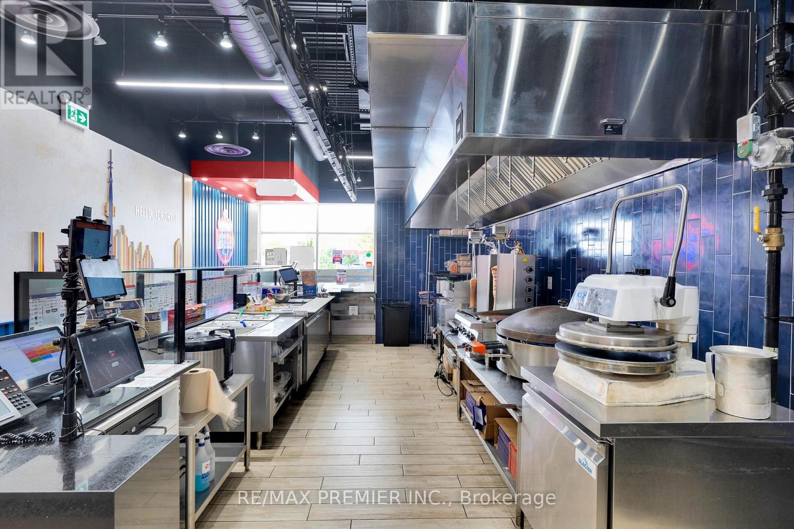 104 - 2151 St. Clair Avenue W, Toronto, Ontario  M6N 1K5 - Photo 12 - W12441454