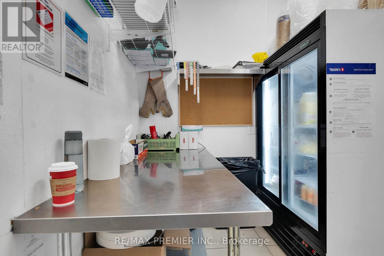 104 - 2151 St. Clair Avenue W, Toronto, Ontario  M6N 1K5 - Photo 16 - W12441454