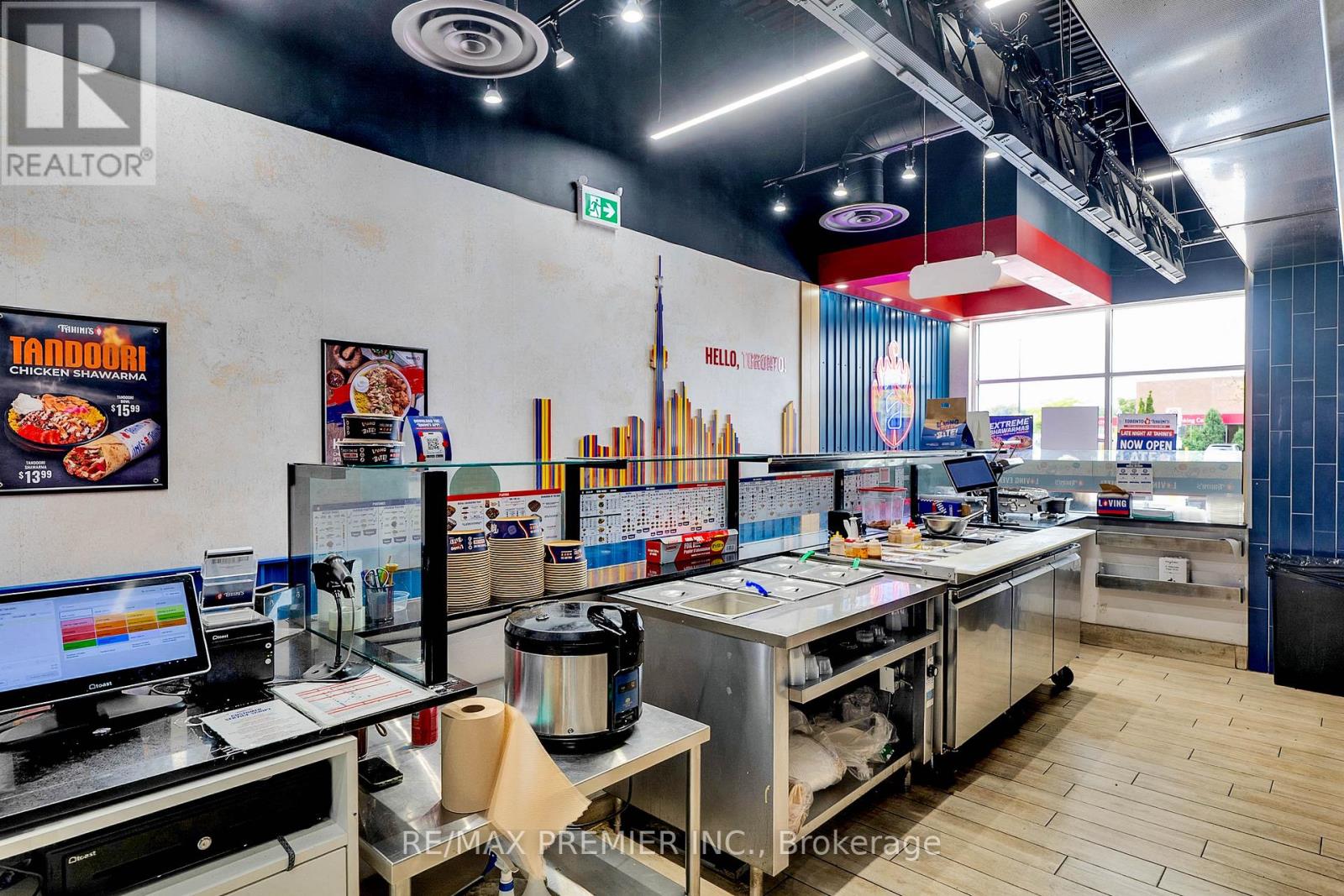 104 - 2151 St. Clair Avenue W, Toronto, Ontario  M6N 1K5 - Photo 7 - W12441454