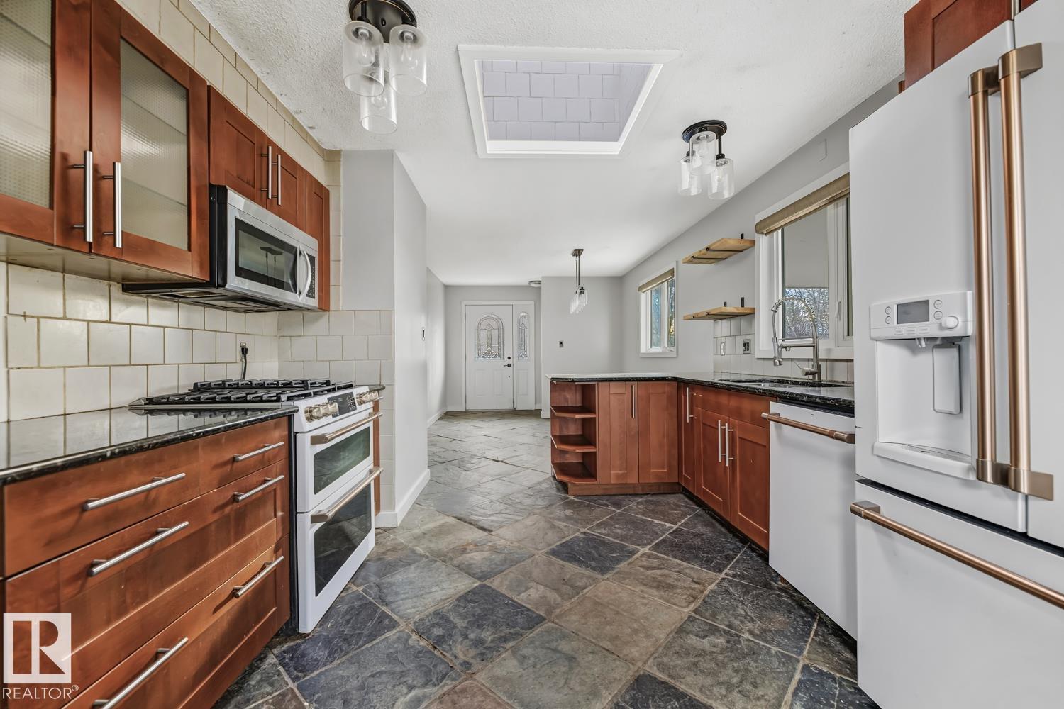 48 Gladstone Cr, St. Albert, Alberta  T8N 0W7 - Photo 10 - E4465366