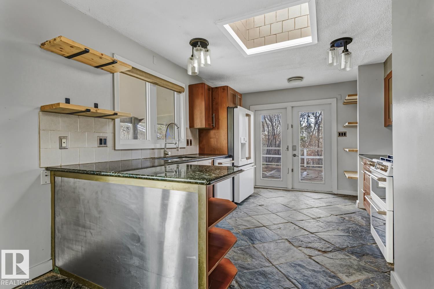 48 Gladstone Cr, St. Albert, Alberta  T8N 0W7 - Photo 6 - E4465366