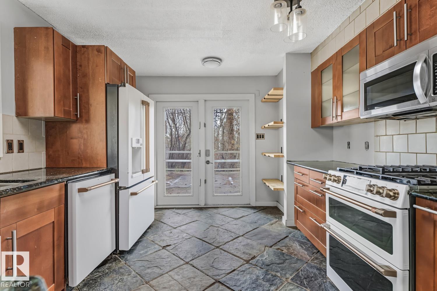 48 Gladstone Cr, St. Albert, Alberta  T8N 0W7 - Photo 7 - E4465366