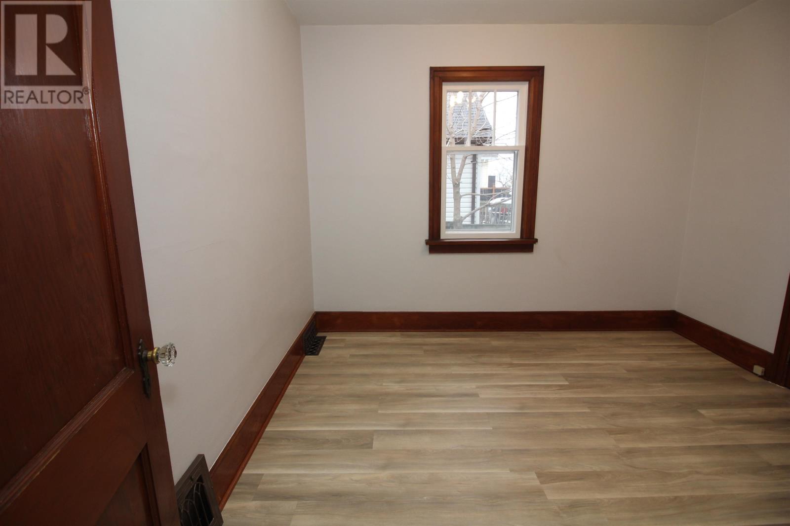 473 John St., Thunder Bay, Ontario  P7B 1X9 - Photo 14 - TB253392