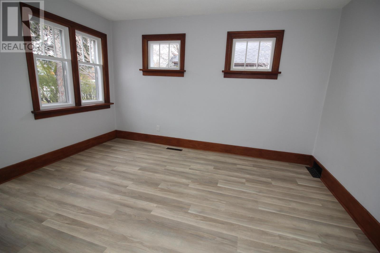 473 John St., Thunder Bay, Ontario  P7B 1X9 - Photo 7 - TB253392