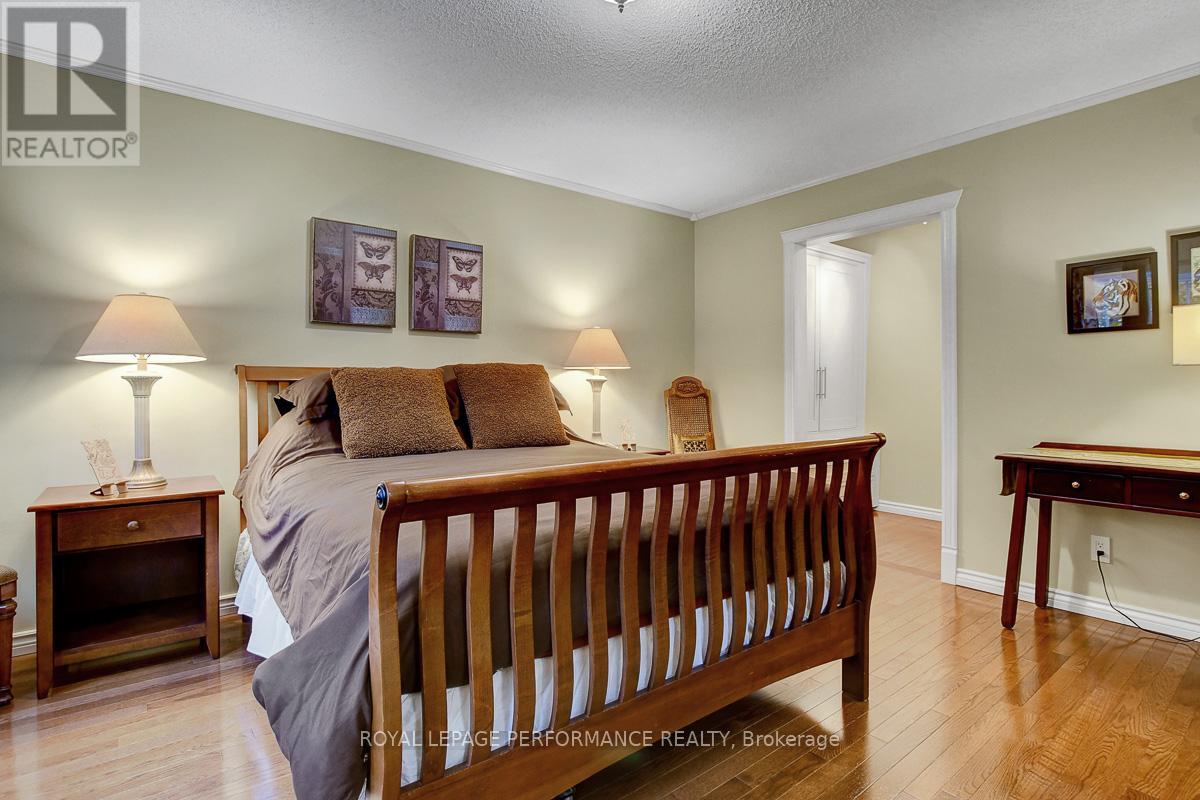 32 Parklands Avenue, Russell, Ontario  K4R 1A2 - Photo 29 - X12531848