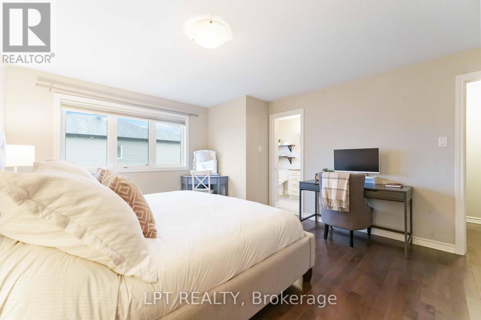 102 Calvington Avenue, Ottawa, Ontario  K2T 0H7 - Photo 14 - X12531956