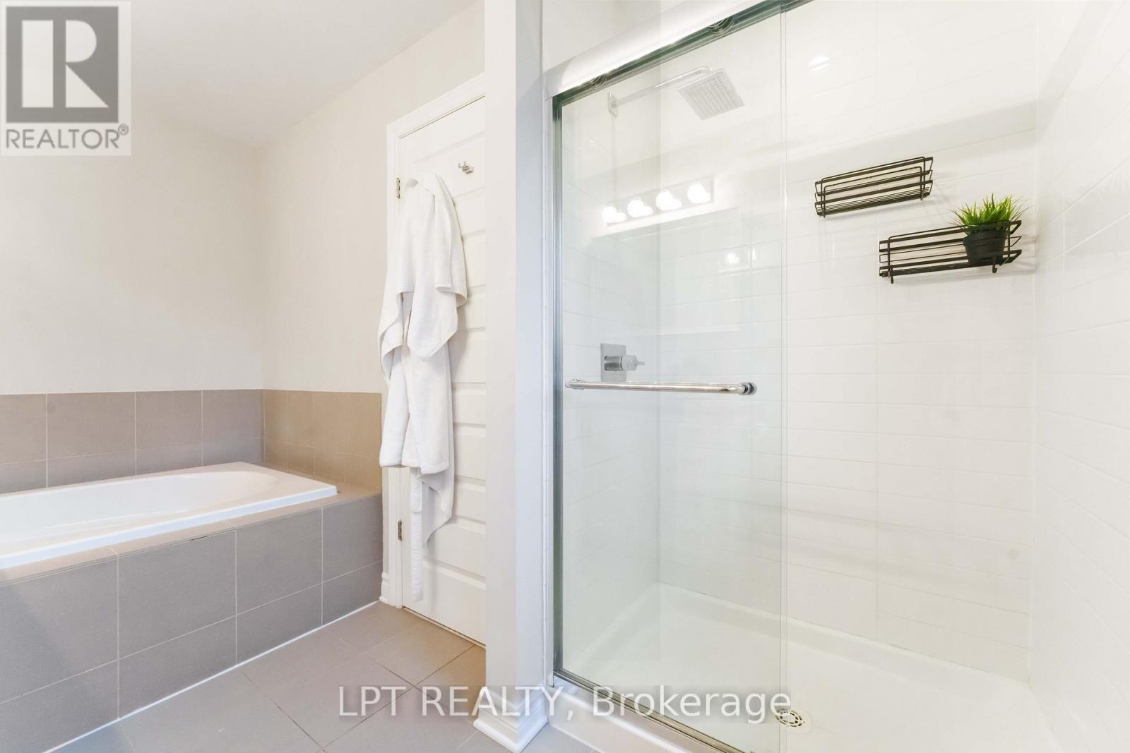 102 Calvington Avenue, Ottawa, Ontario  K2T 0H7 - Photo 17 - X12531956