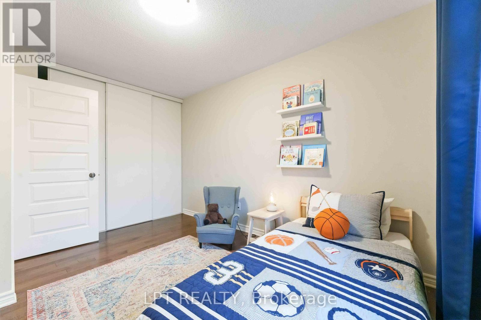 102 Calvington Avenue, Ottawa, Ontario  K2T 0H7 - Photo 19 - X12531956