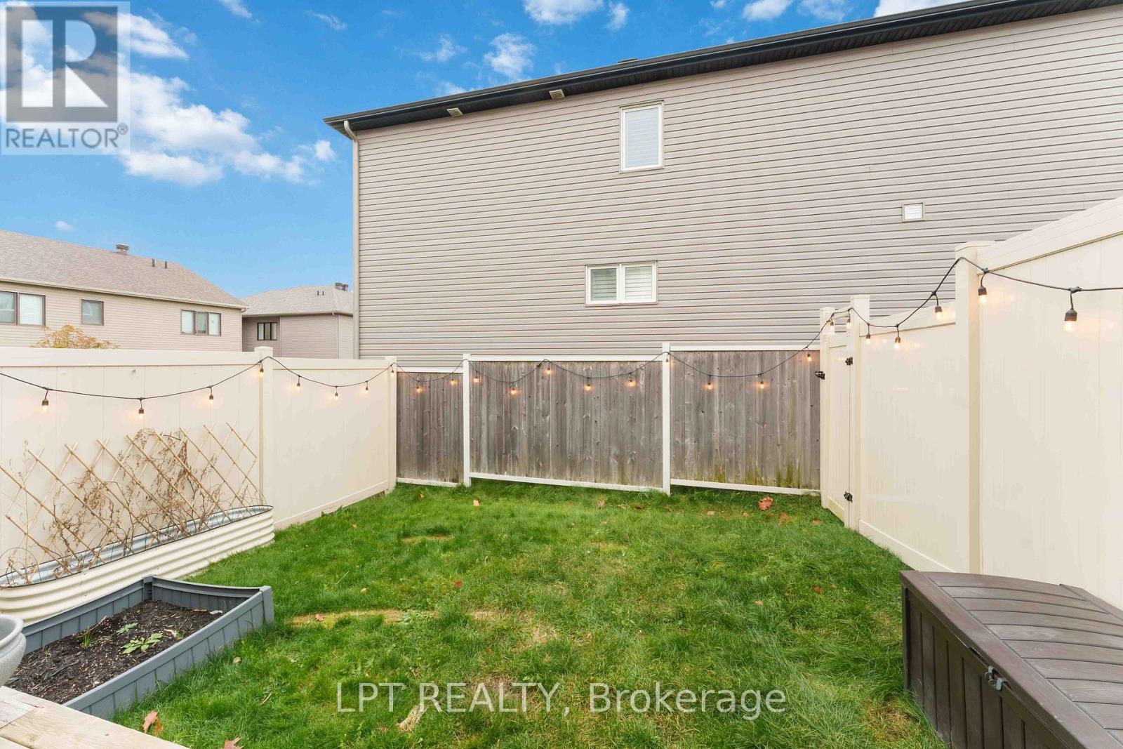 102 Calvington Avenue, Ottawa, Ontario  K2T 0H7 - Photo 27 - X12531956