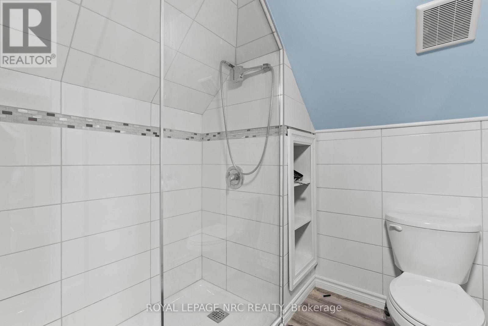 111 Morton Street, Thorold, Ontario  L2V 1C6 - Photo 26 - X12531854