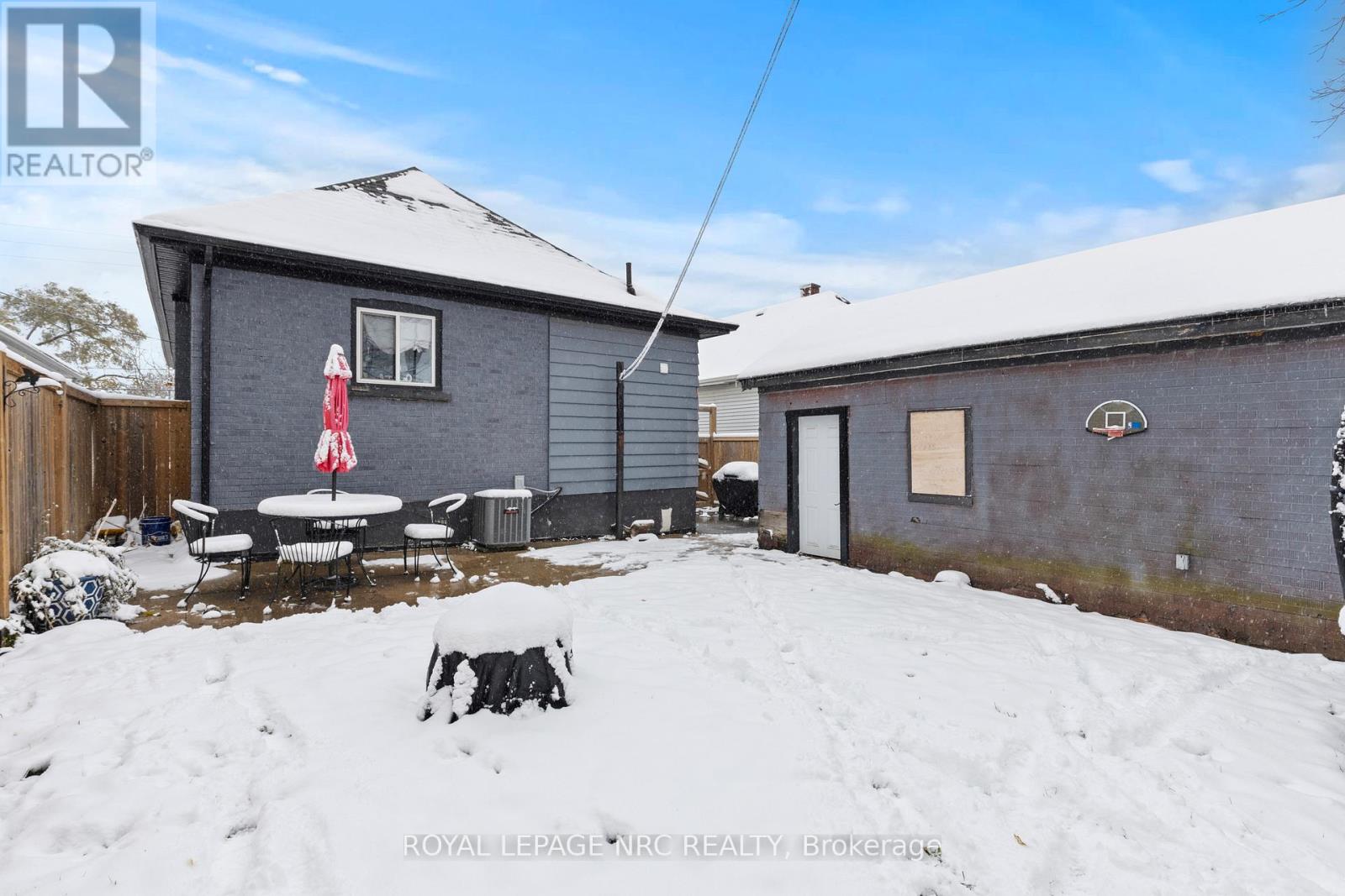 111 Morton Street, Thorold, Ontario  L2V 1C6 - Photo 36 - X12531854