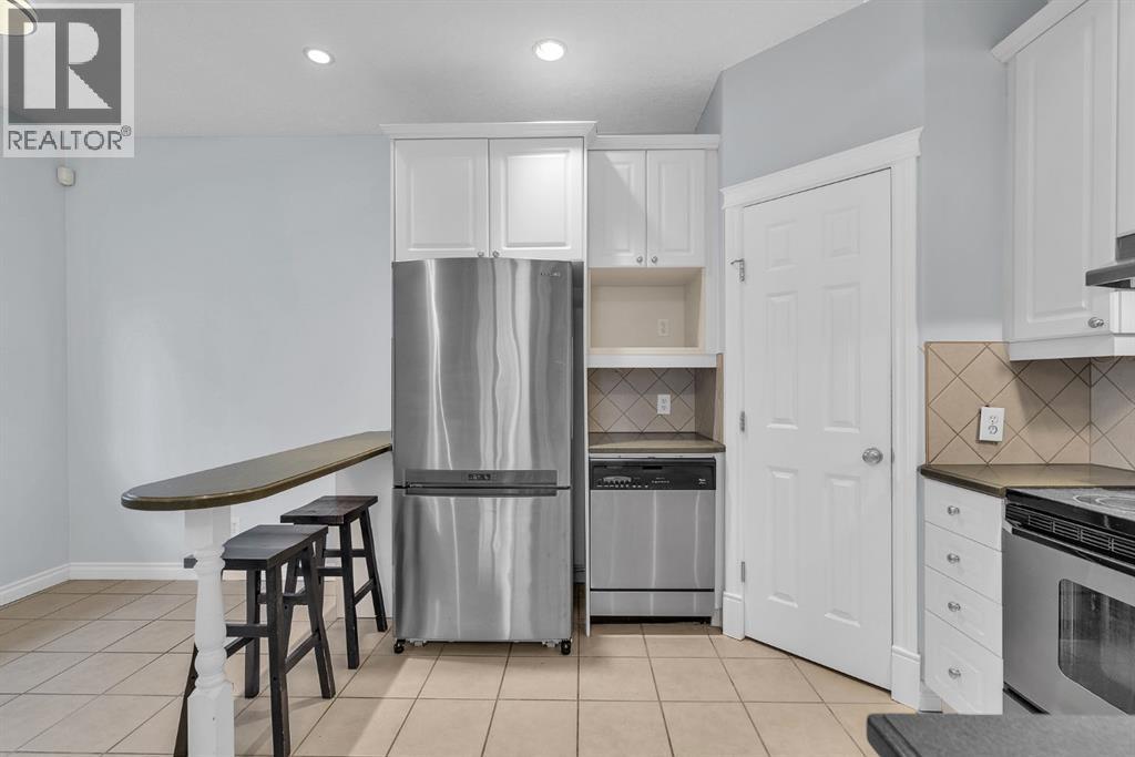 2, 534 56 Avenue Sw, Calgary, Alberta  T2V 0G7 - Photo 5 - A2261135