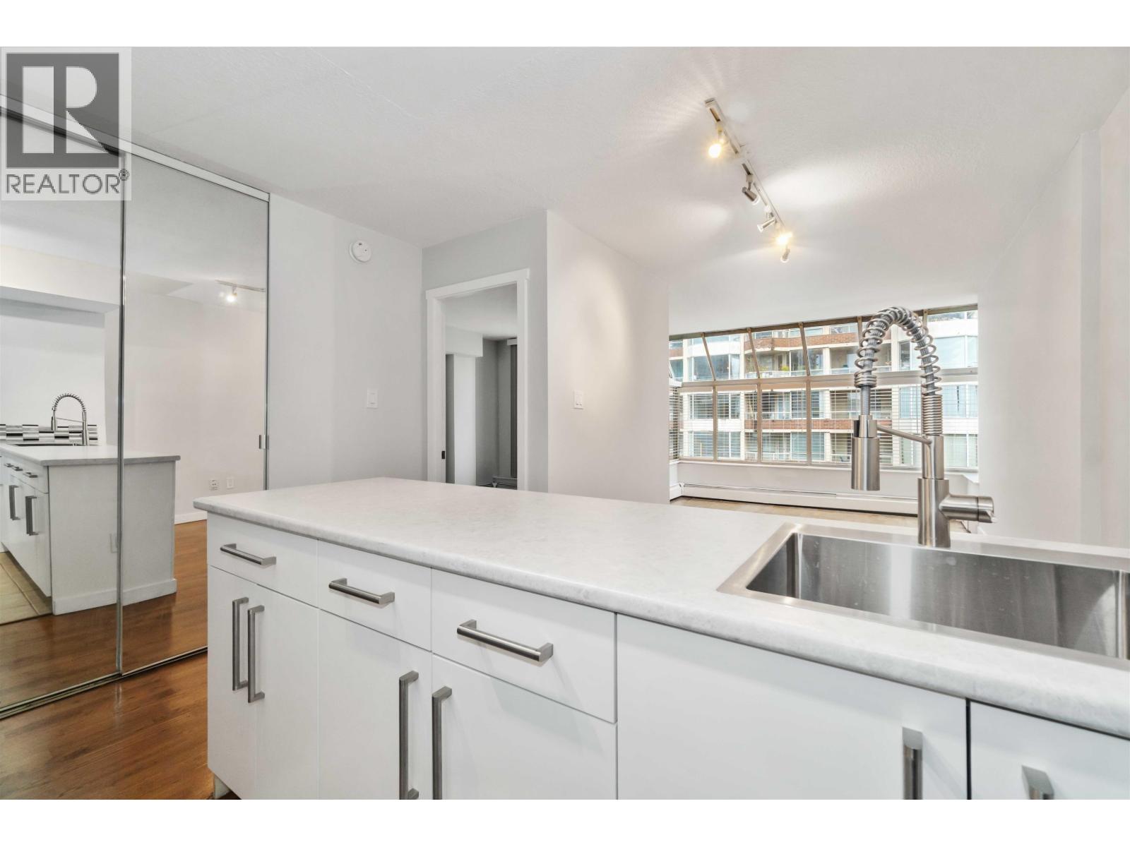 808 1333 Hornby Street, Vancouver, British Columbia  V6Z 2C1 - Photo 4 - R3066456