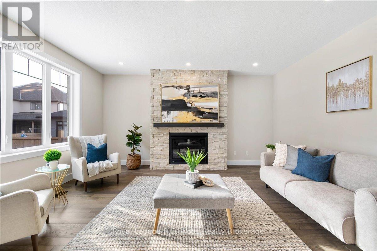 61 SUNVIEW DRIVE, Norwich, Ontario