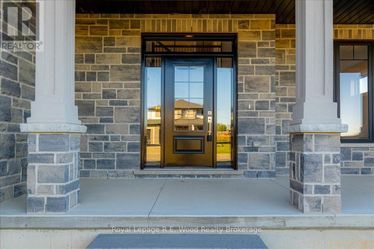 61 Sunview Drive, Norwich, Ontario  N0J 1P0 - Photo 4 - X12456303