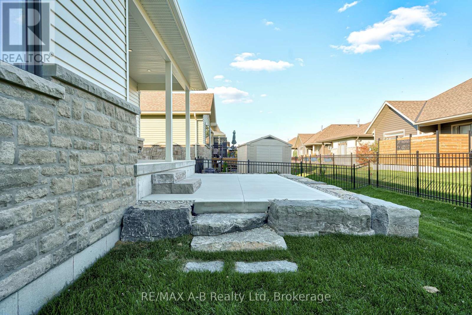 7 Nelson Street, West Perth, Ontario N0K 1N0 - Photo 30 - X12014291