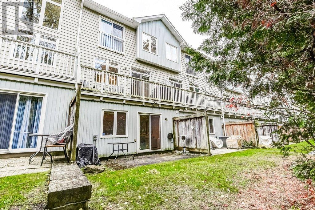 929 Creekfront Way, Newmarket, Ontario  L3Y 8T4 - Photo 44 - N12528992