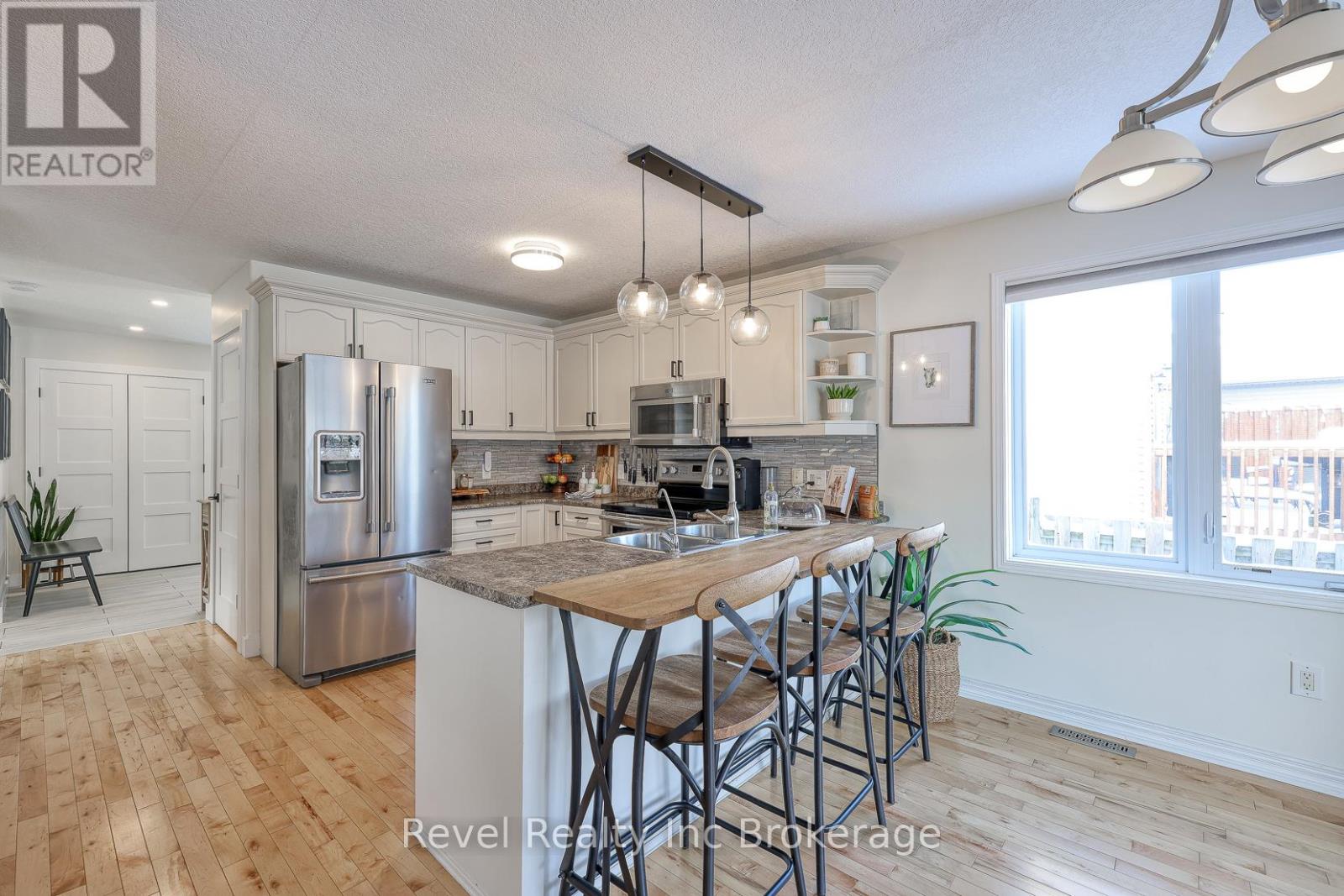 14 Scourfield Drive, Ingersoll, Ontario N5C 0A4 - Photo 12 - X12531838